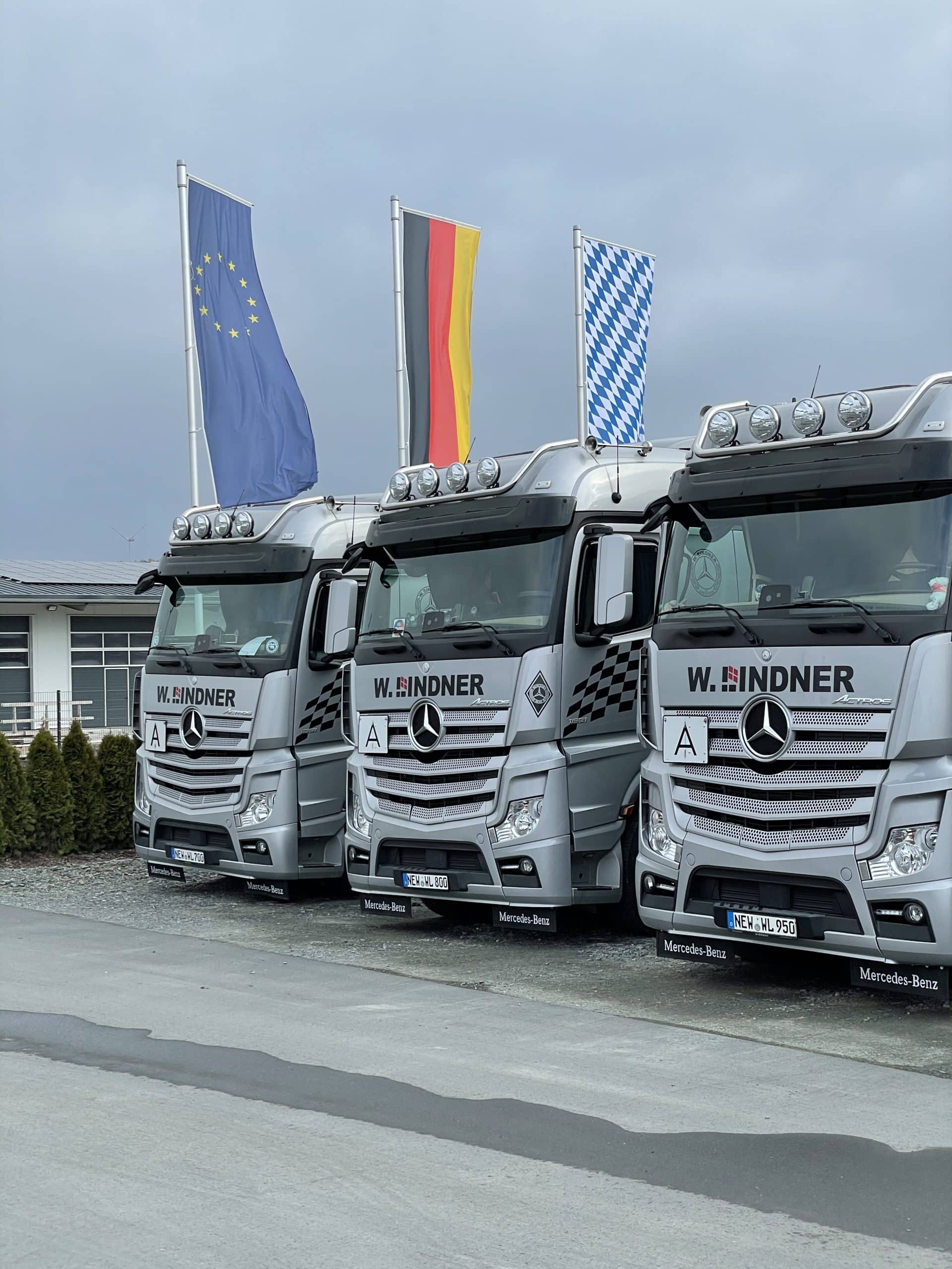 Blüggel Gmbh & Co. Kg Spedition Und Kfz.-reparaturen Fuhrpark - W. Lindner Int. Spedition GmbH & Co. KG